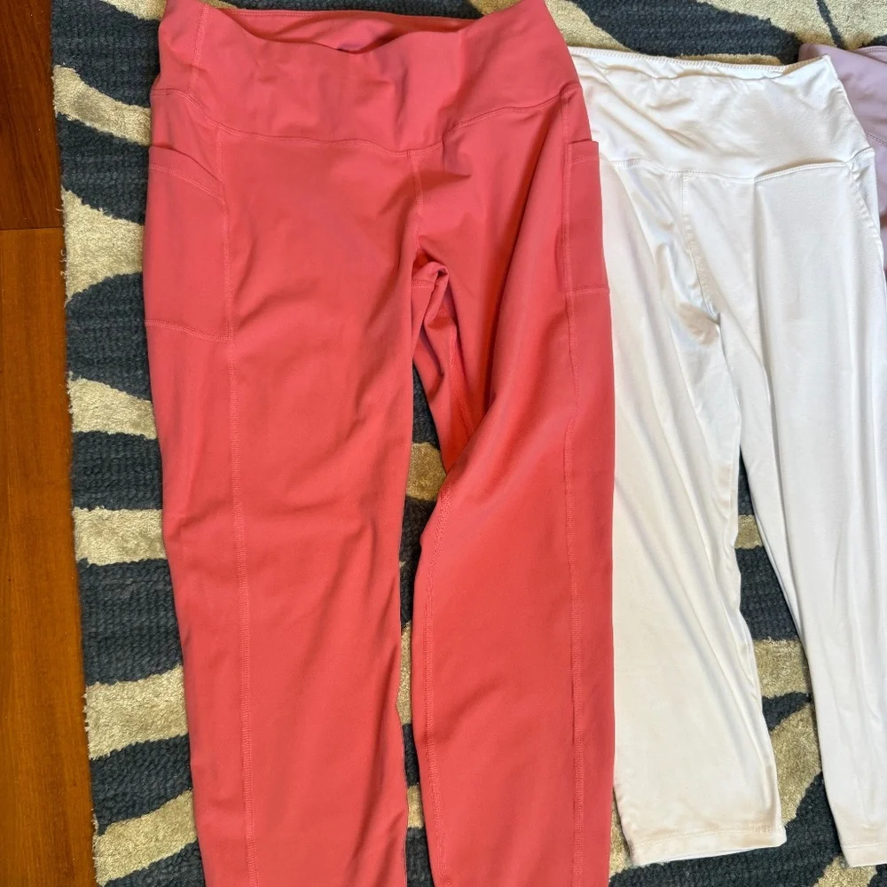 Four-Pack Bundle of Hi-Waisted Tights. Varied Colors. Size XL - Picture 5 of 7